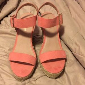 Steve Madden pink wedge sz 10